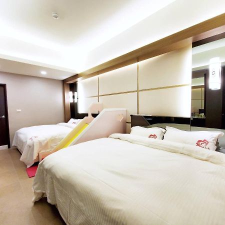 Ai Lian Shan Shui Homestay Magong Eksteriør billede